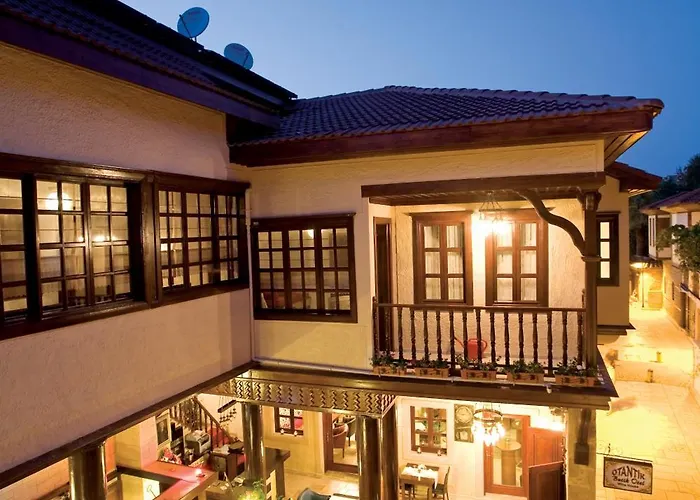 Cicerone Lodge